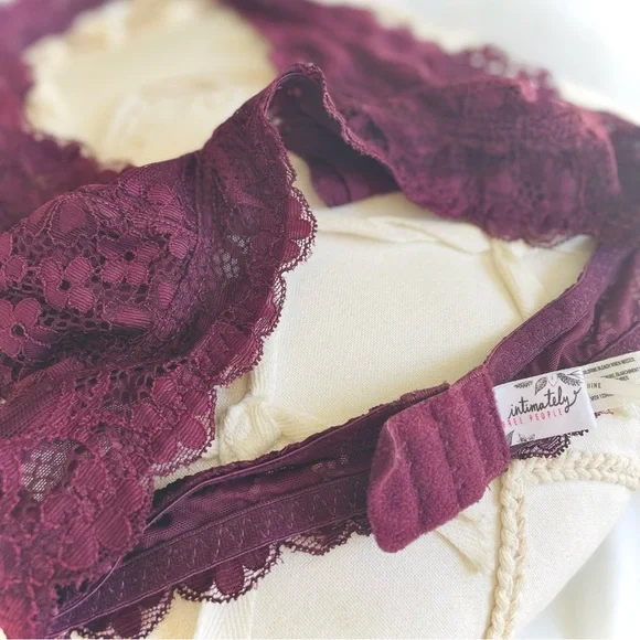 FREE PEOPLESLot of 2 Lace Maroon Burgundy Bralette Tan Strapless Bandeau